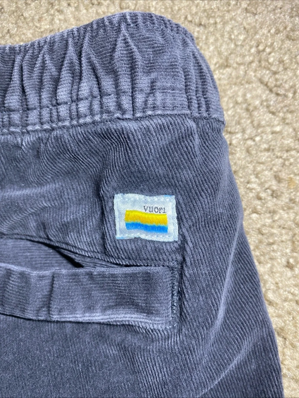 Vuori Shorts Optimist Corduroy Size: Medium Color: Gray V385 Preppy City Life